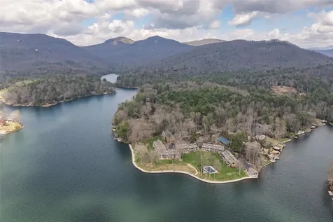 24 E Toxaway Shores Lake Toxaway NC 28747