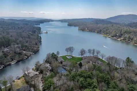 24 E Toxaway Shores Lake Toxaway NC 28747