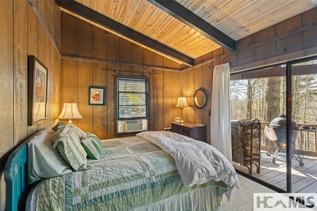 235 Hedden Lane Highlands NC 28741