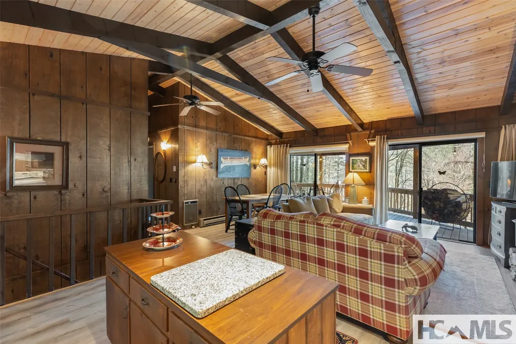235 Hedden Lane Highlands NC 28741