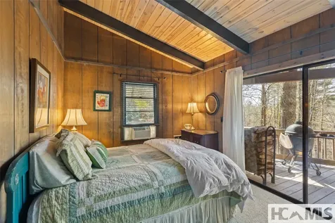 235 Hedden Lane Highlands NC 28741
