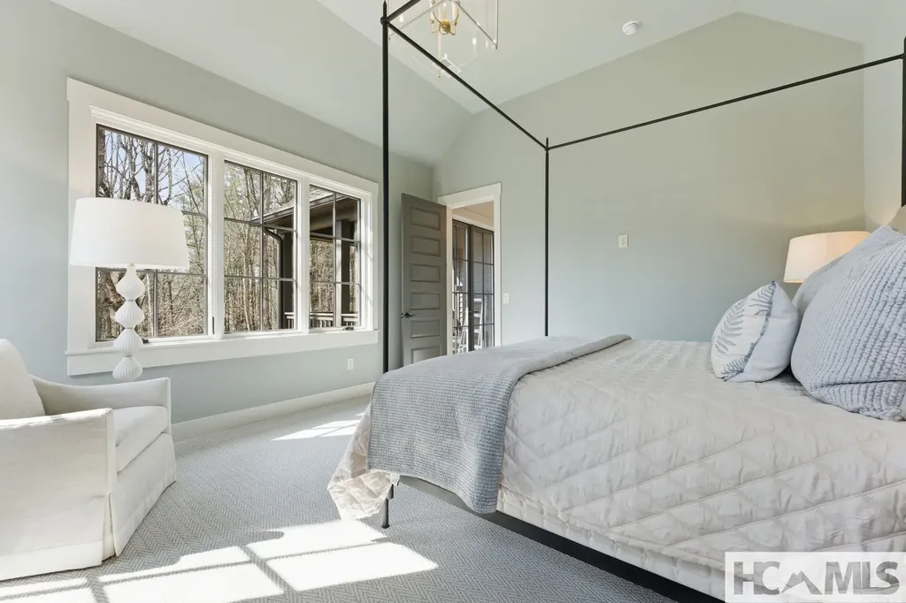 2272 Trillium Ridge Road Cullowhee NC 28717