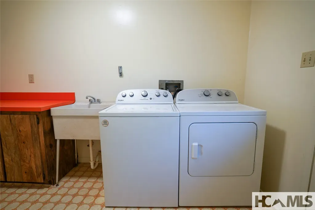 262 Rooster Cove Brevard NC 28712
