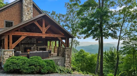 315 Bears Paw Trail Franklin NC 28734