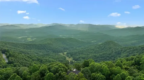 315 Bears Paw Trail Franklin NC 28734