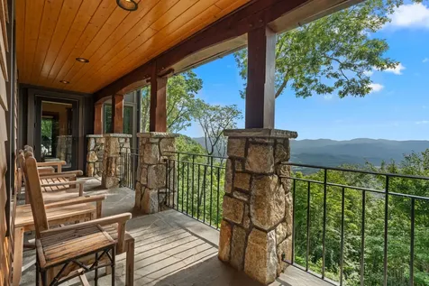 315 Bears Paw Trail Franklin NC 28734