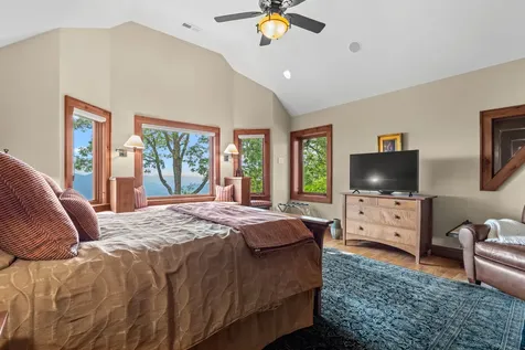 315 Bears Paw Trail Franklin NC 28734