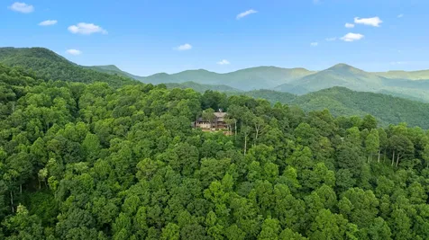 315 Bears Paw Trail Franklin NC 28734