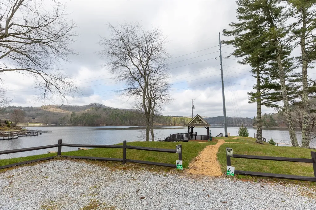 1G Hwy 107n Glenville NC 28736