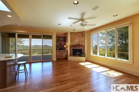 721 Lakeside Drive Lake Toxaway NC 28747