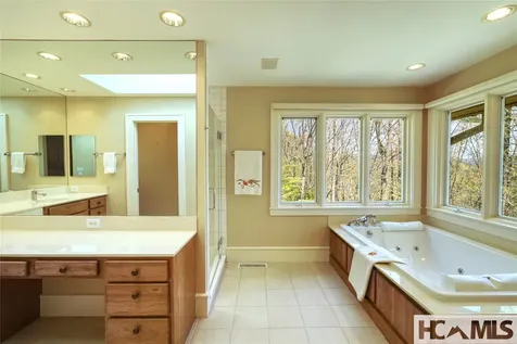 721 Lakeside Drive Lake Toxaway NC 28747