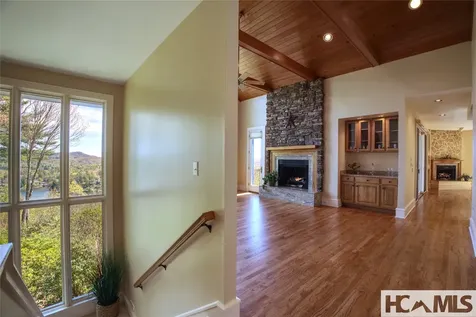 721 Lakeside Drive Lake Toxaway NC 28747