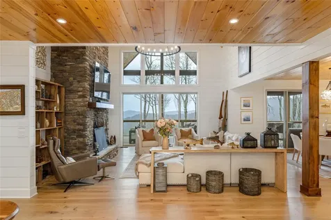 788 Continental Drive Sapphire NC 28774