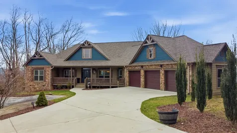 682 Greycliff Mountain Drive Cullowhee NC 28723