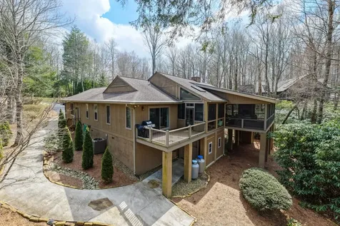 174 Garnet Rock Trail Highlands NC 28741
