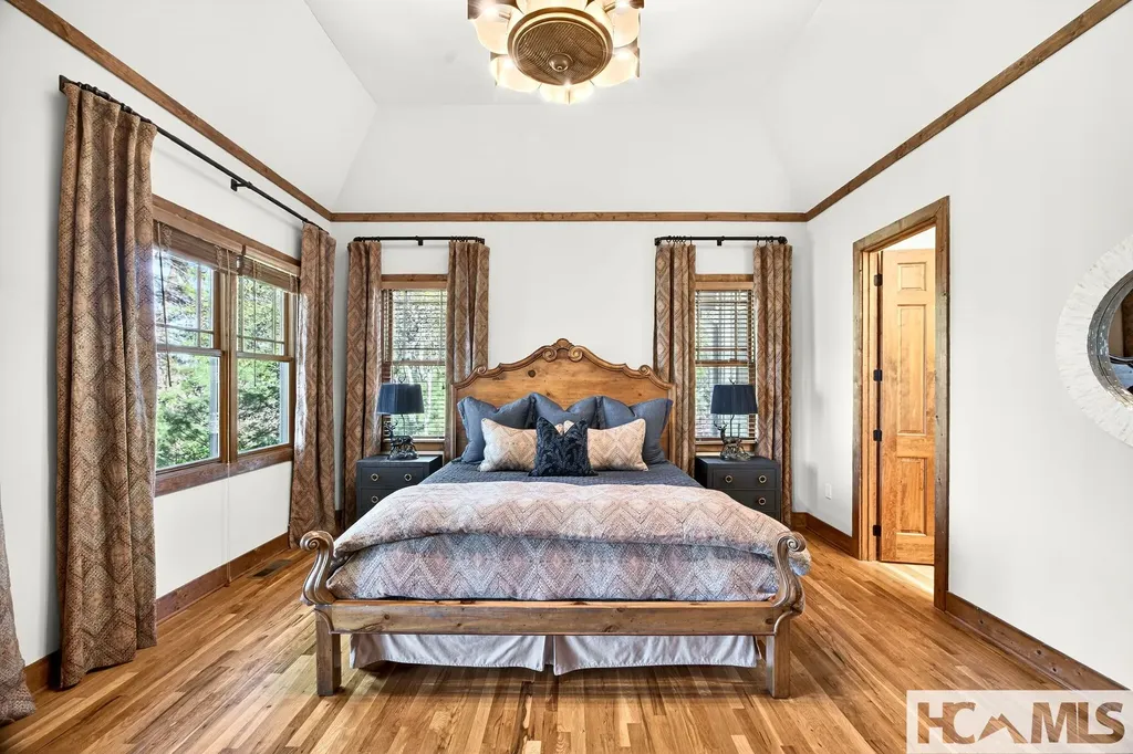 161 Chestnut Trace Lake Toxaway NC 28747