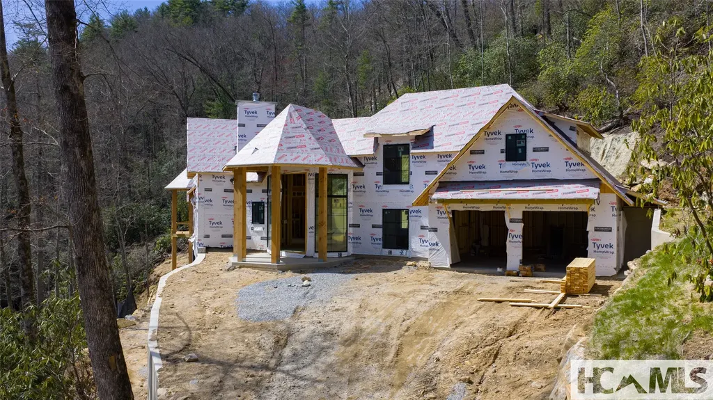 208 Nashs Knoll Cashiers NC 28717