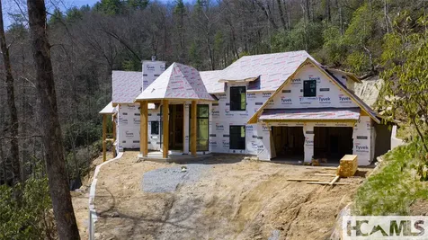 208 Nashs Knoll Cashiers NC 28717