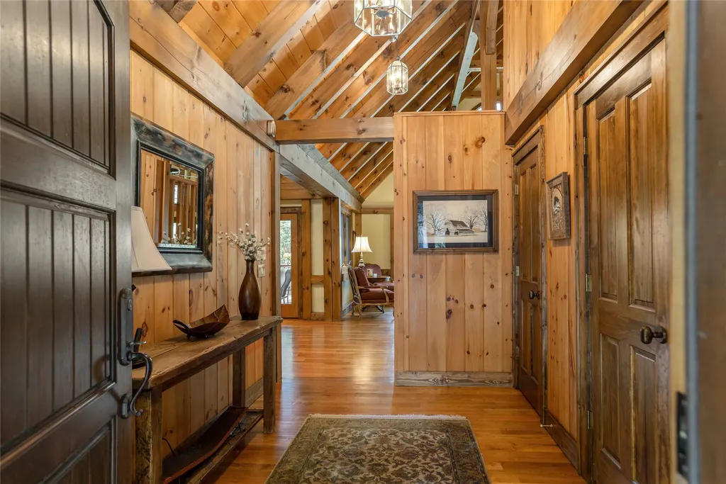 2119 Cherokee Trail Sapphire NC 28774