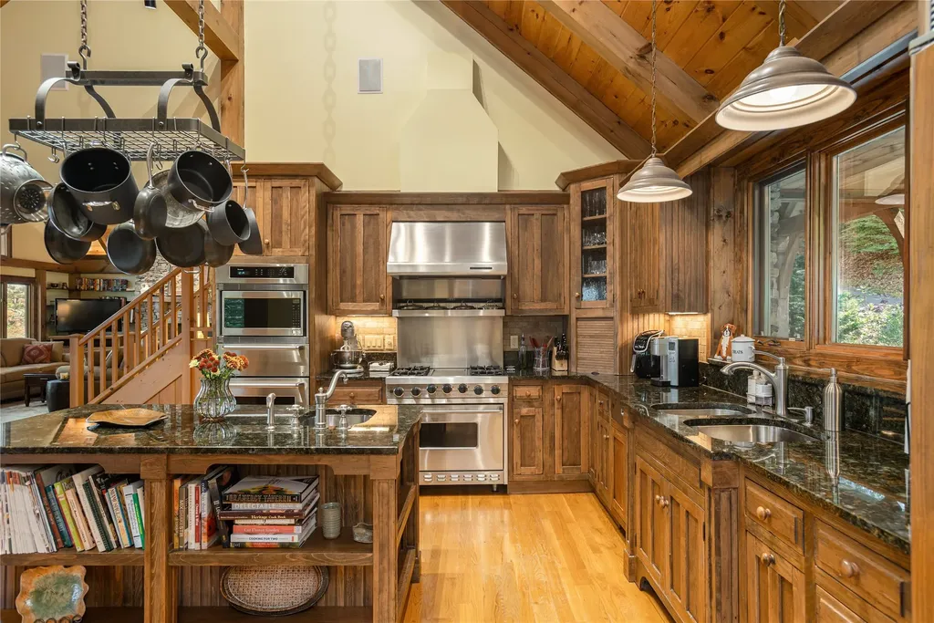 2119 Cherokee Trail Sapphire NC 28774
