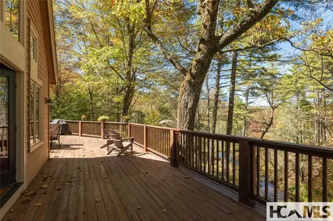 2119 Cherokee Trail Sapphire NC 28774