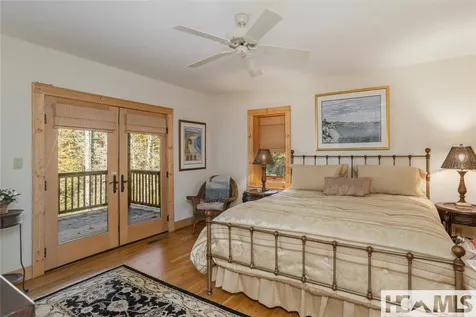 2119 Cherokee Trail Sapphire NC 28774