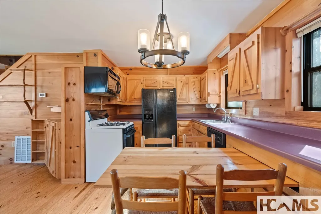 66 Jones Hollow Road Cullowhee NC 28723