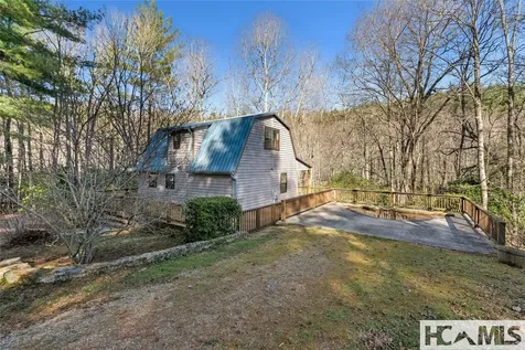 66 Jones Hollow Road Cullowhee NC 28723