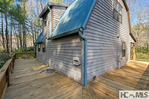 66 Jones Hollow Road Cullowhee NC 28723