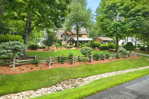 345 Center Ridge Road Cullowhee NC 28723