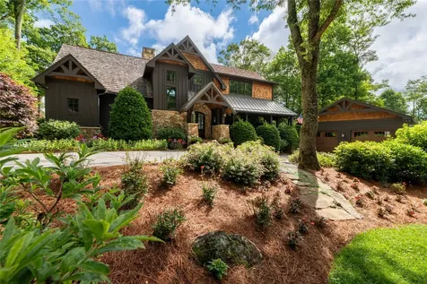 345 Center Ridge Road Cullowhee NC 28723