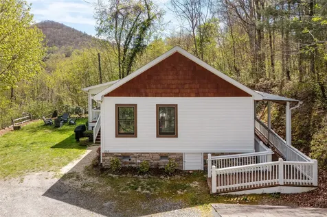205 Blue Stone Trail Glenville NC 28736