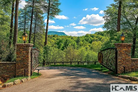 Tbd Hawks Ledge Lane Highlands NC 28741