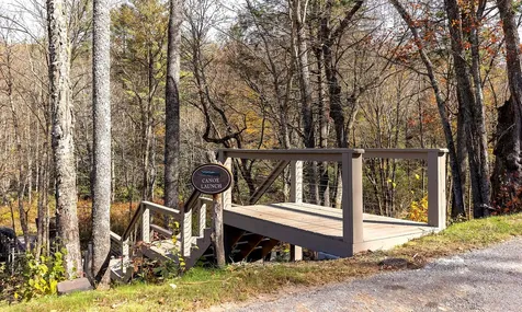 Tbd Hawks Ledge Lane Highlands NC 28741