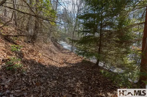 B&c Knob Hill Road Glenville NC 28736