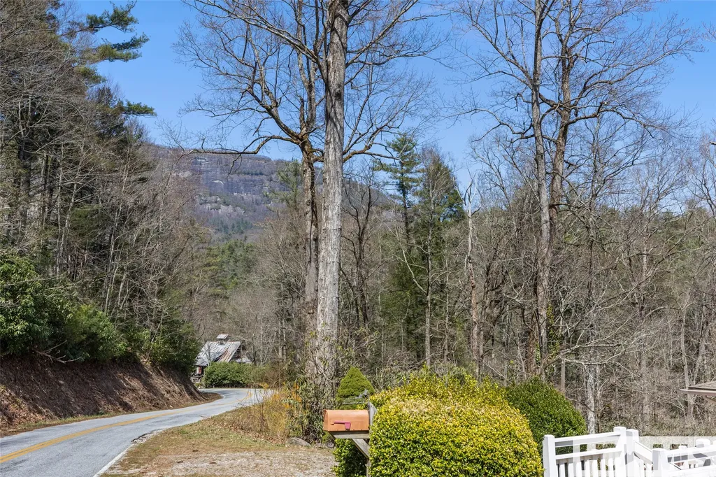 4411 Whiteside Cove Road Highlands NC 28741