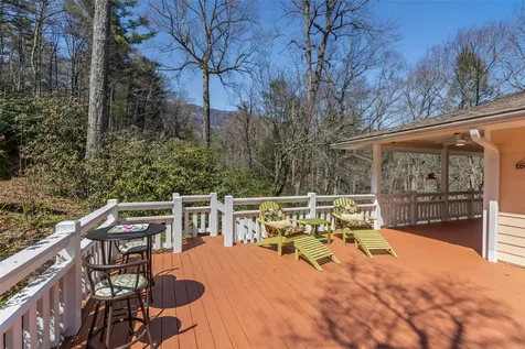 4411 Whiteside Cove Road Highlands NC 28741