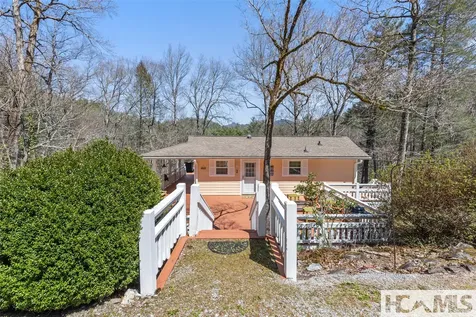 4411 Whiteside Cove Road Highlands NC 28741