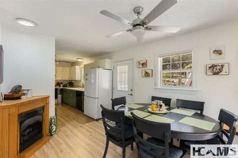 4411 Whiteside Cove Road Highlands NC 28741