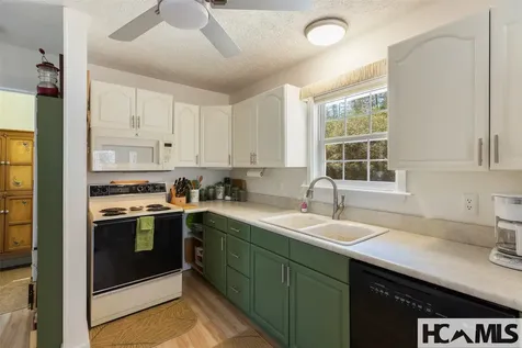 4411 Whiteside Cove Road Highlands NC 28741