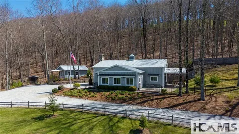 657 Fowler Road Glenville NC 28736