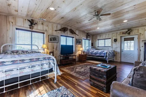 657 Fowler Road Glenville NC 28736