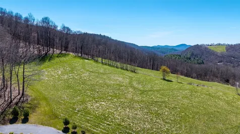 657 Fowler Road Glenville NC 28736