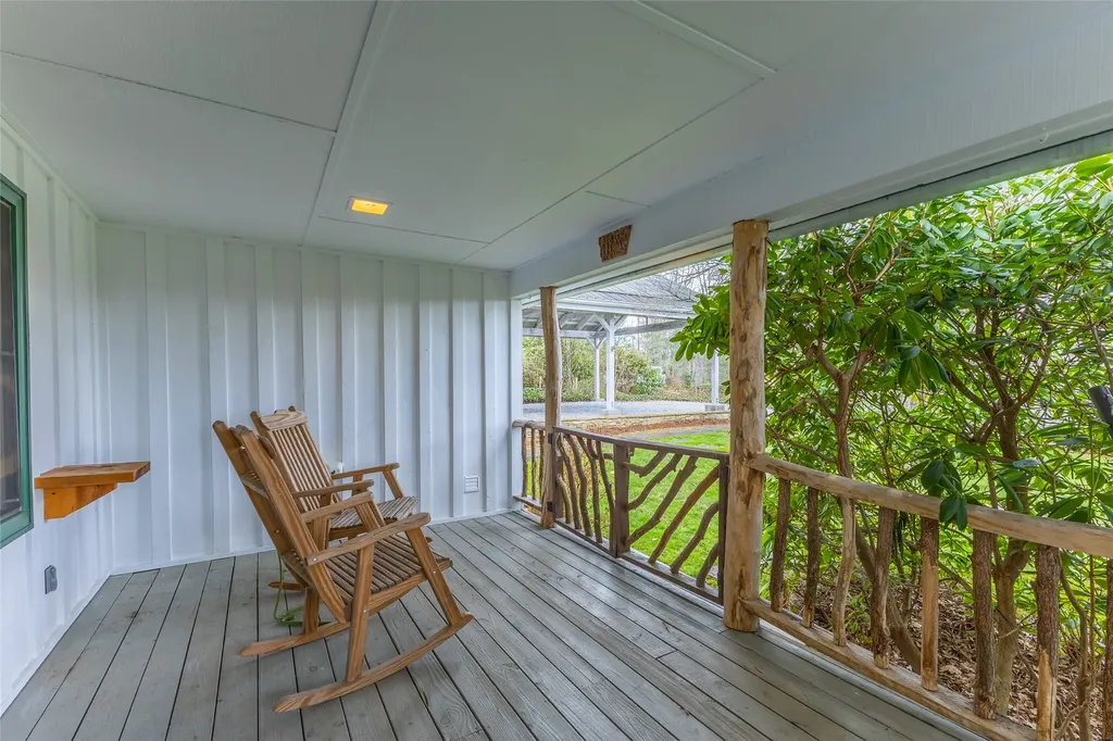 191 Chipmunk Trail Glenville NC 28736