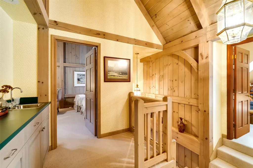 241 Indian Pipe Road Cashiers NC 28717