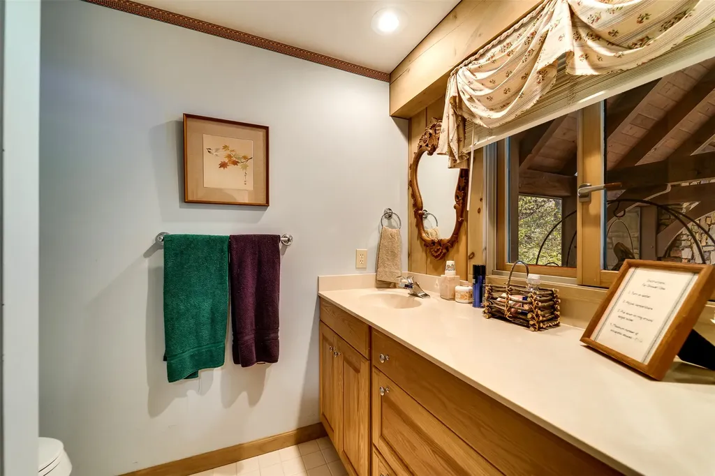 241 Indian Pipe Road Cashiers NC 28717