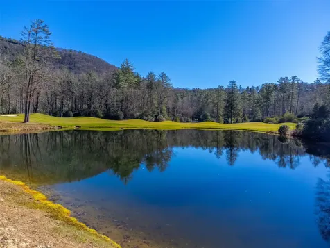 241 Indian Pipe Road Cashiers NC 28717