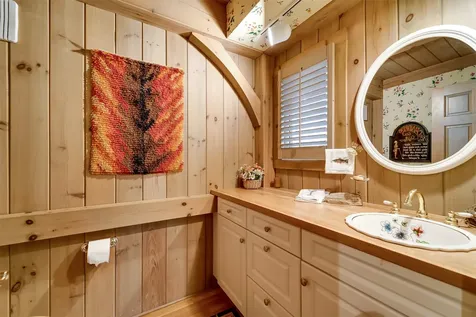 241 Indian Pipe Road Cashiers NC 28717