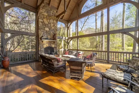 241 Indian Pipe Road Cashiers NC 28717
