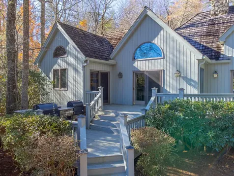 241 Indian Pipe Road Cashiers NC 28717